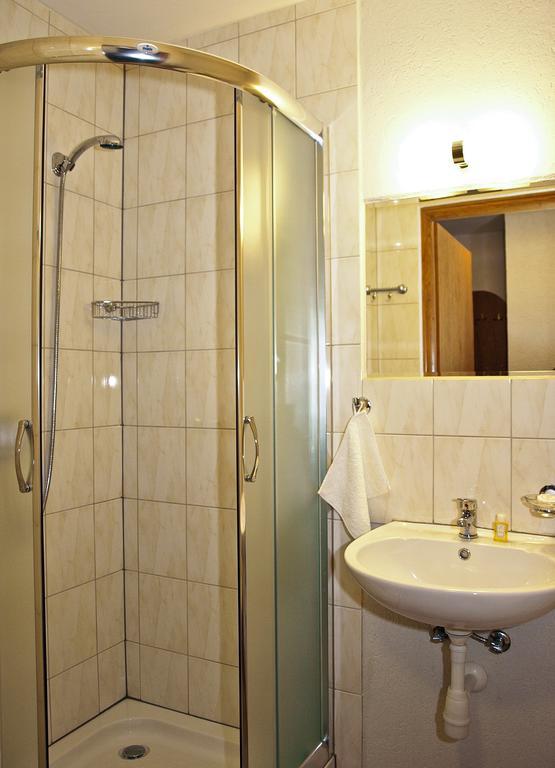 Noclegi Helvet Ustrzyki Dolne Room photo